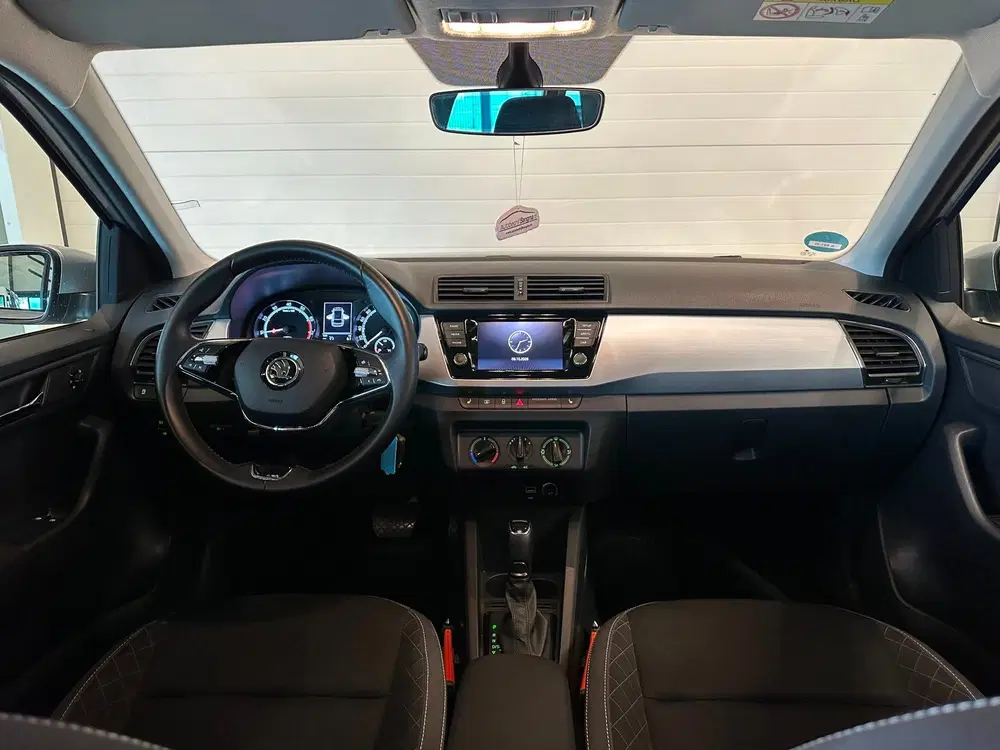 Skoda Fabia 1.0 TSI AUTOMAAT AMBITION uit 2021, foto 3