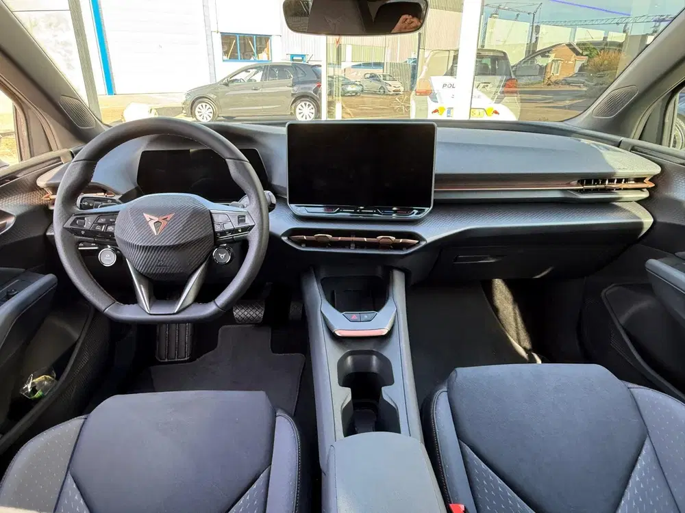Cupra Raval Business First Edition 56 kWh Carplay uit 2026, foto 4