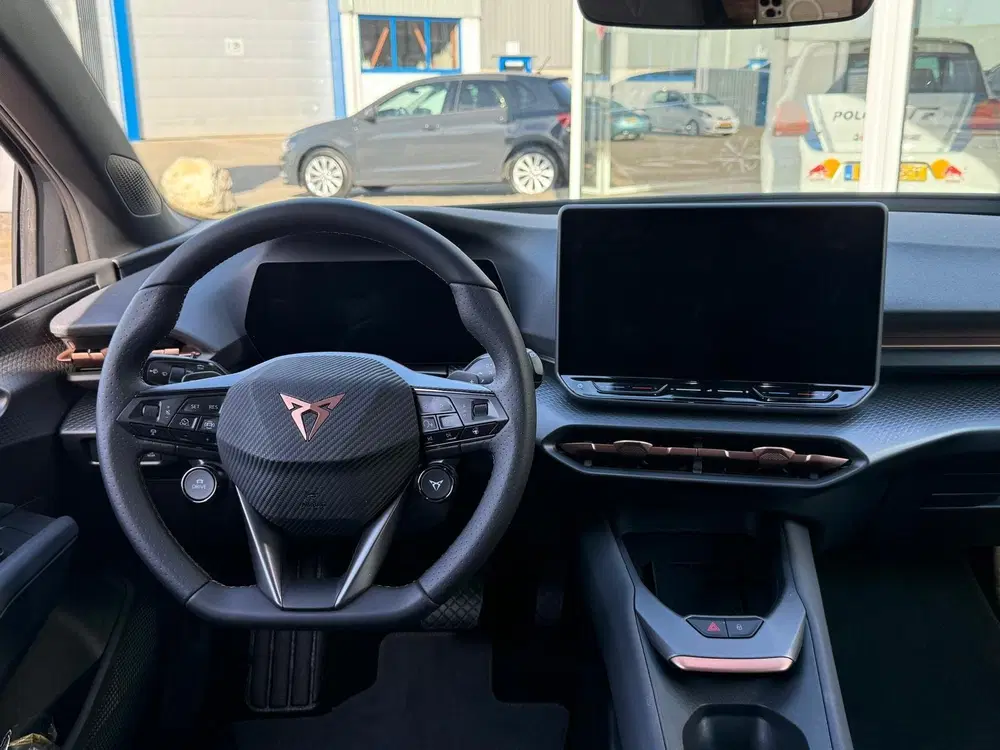 Cupra Raval Business First Edition 56 kWh Carplay uit 2026, foto 7