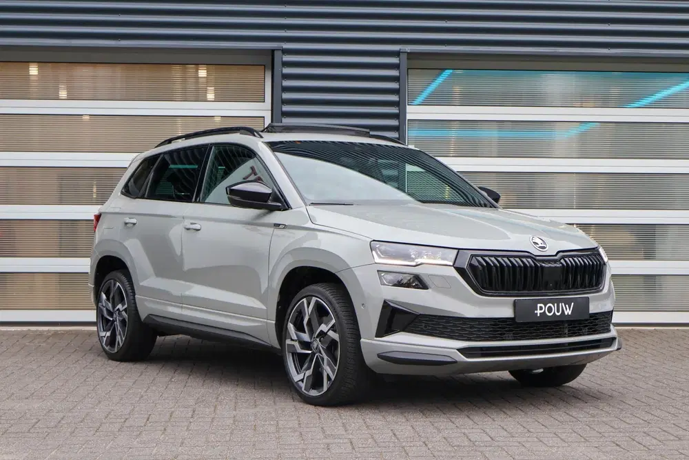 Skoda Karoq 1.5 TSI 150pk DSG ACT Sportline Business uit 2023, foto 10