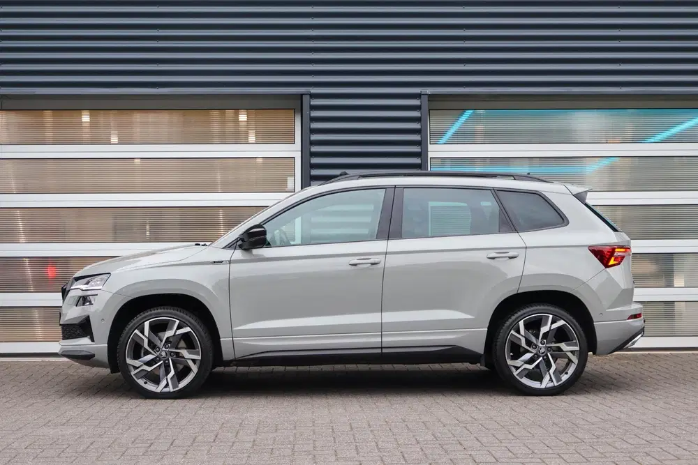 Skoda Karoq 1.5 TSI 150pk DSG ACT Sportline Business uit 2023, foto 14