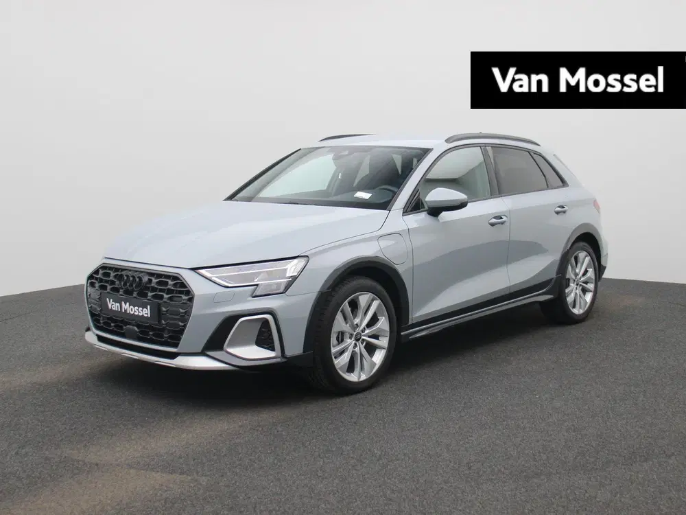 Audi A3 40 TFSI e Advanced edition 204 PK l Adapti uit 2025