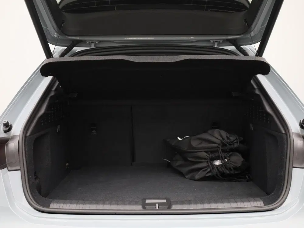 Audi A3 40 TFSI e Advanced edition 204 PK l Adapti uit 2025, foto 14