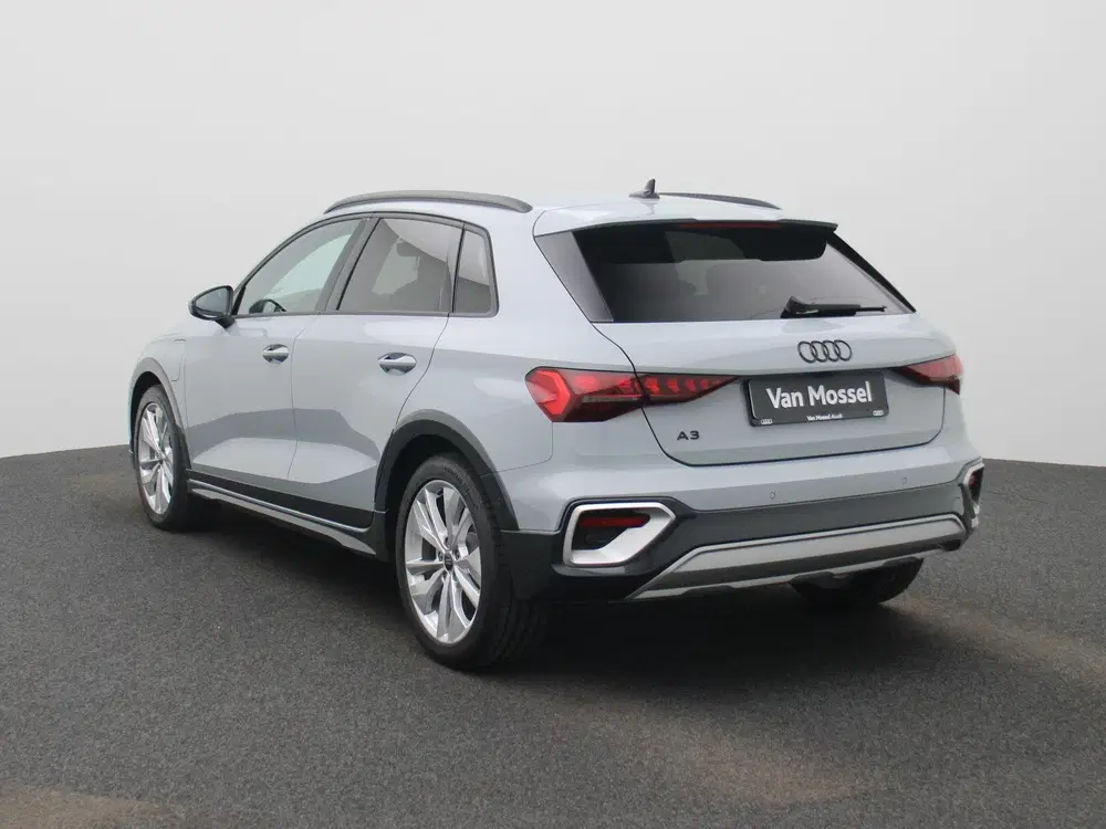 Audi A3 40 TFSI e Advanced edition 204 PK l Adapti uit 2025, foto 3