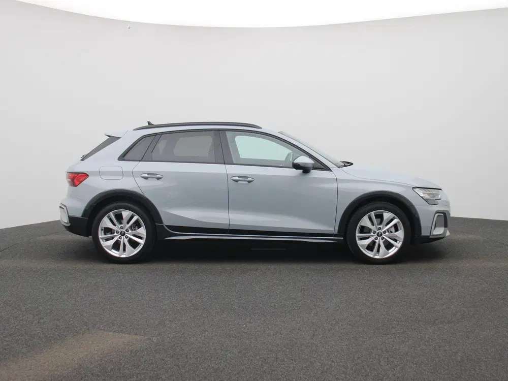 Audi A3 40 TFSI e Advanced edition 204 PK l Adapti uit 2025, foto 6