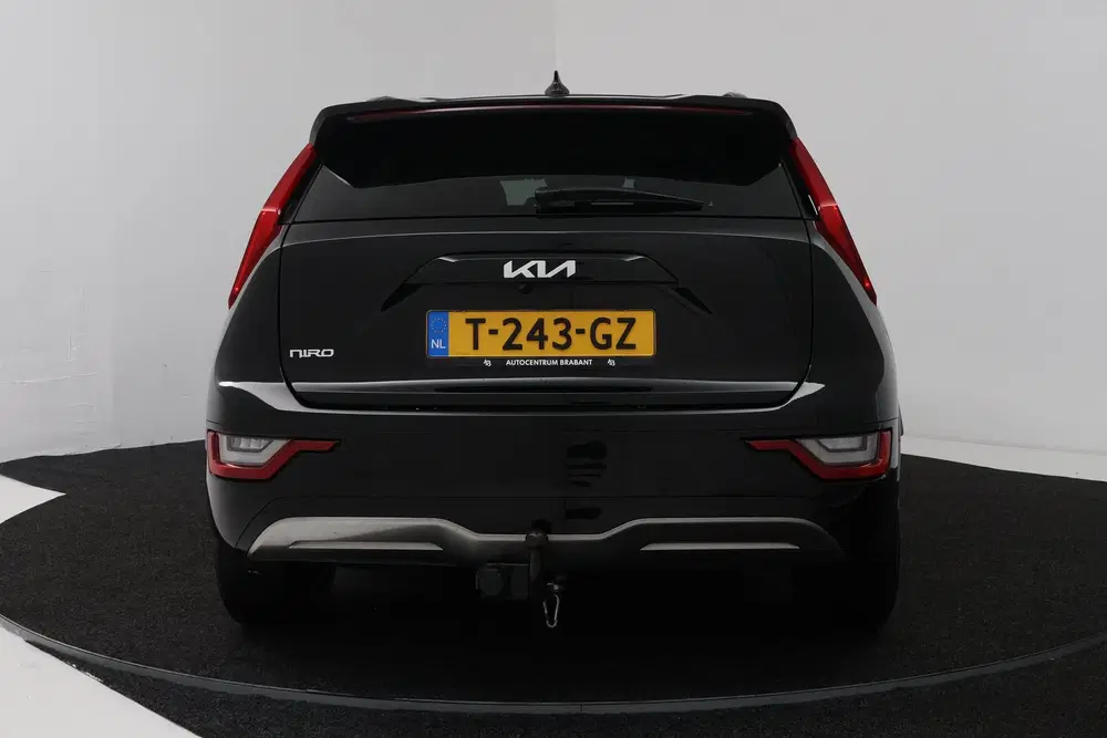 Kia Niro DynamicPlusLine 64.8 kWh (PANORAMADAK uit 2023, foto 11