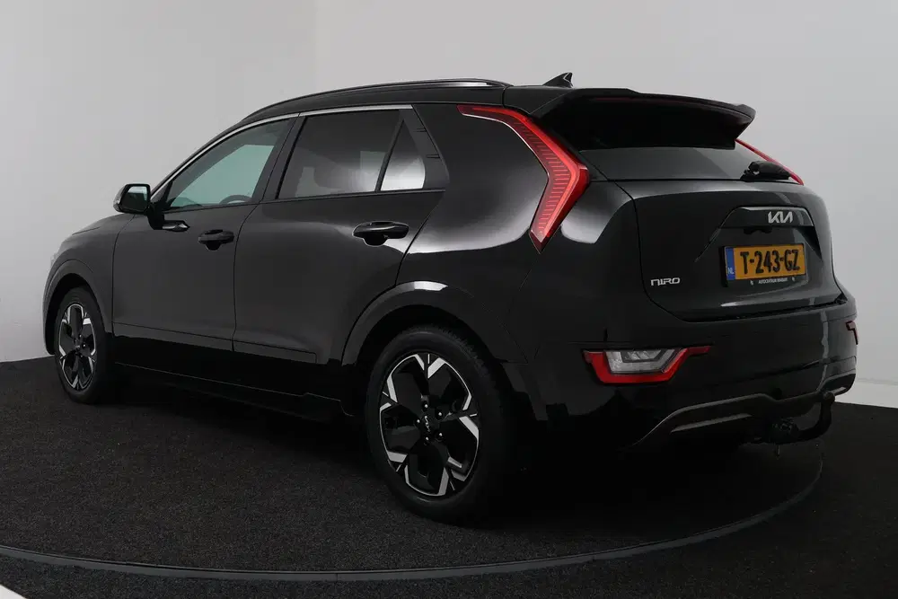 Kia Niro DynamicPlusLine 64.8 kWh (PANORAMADAK uit 2023, foto 6