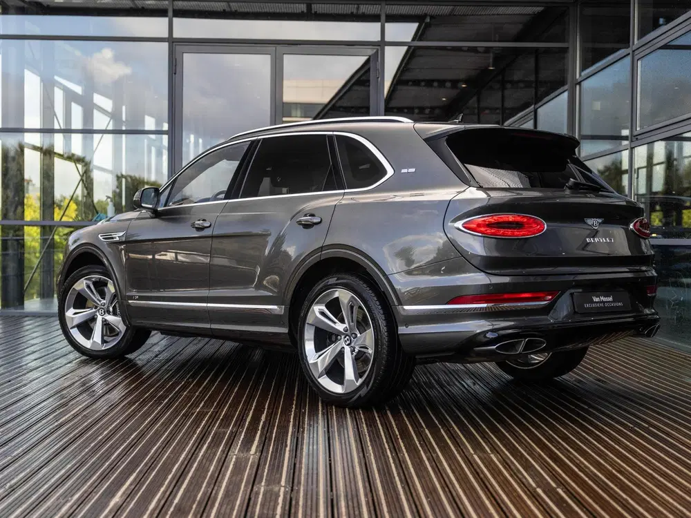 Bentley Bentayga 4.0 V8 uit 2021, foto 4