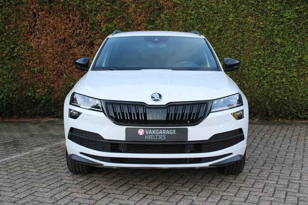 Skoda Karoq 1.5 TSI ACT Sportline Business uit 2019, foto 2