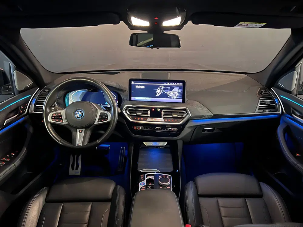 BMW iX3 High Executive 80 kWh Edition M Pano uit 2024, foto 14