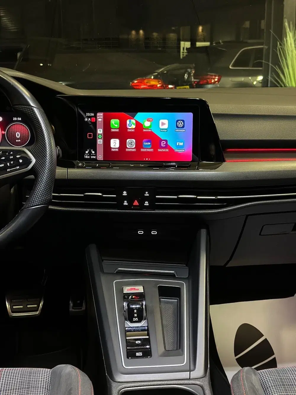 Volkswagen Golf 2.0 TSI GTI uit 2020, foto 12