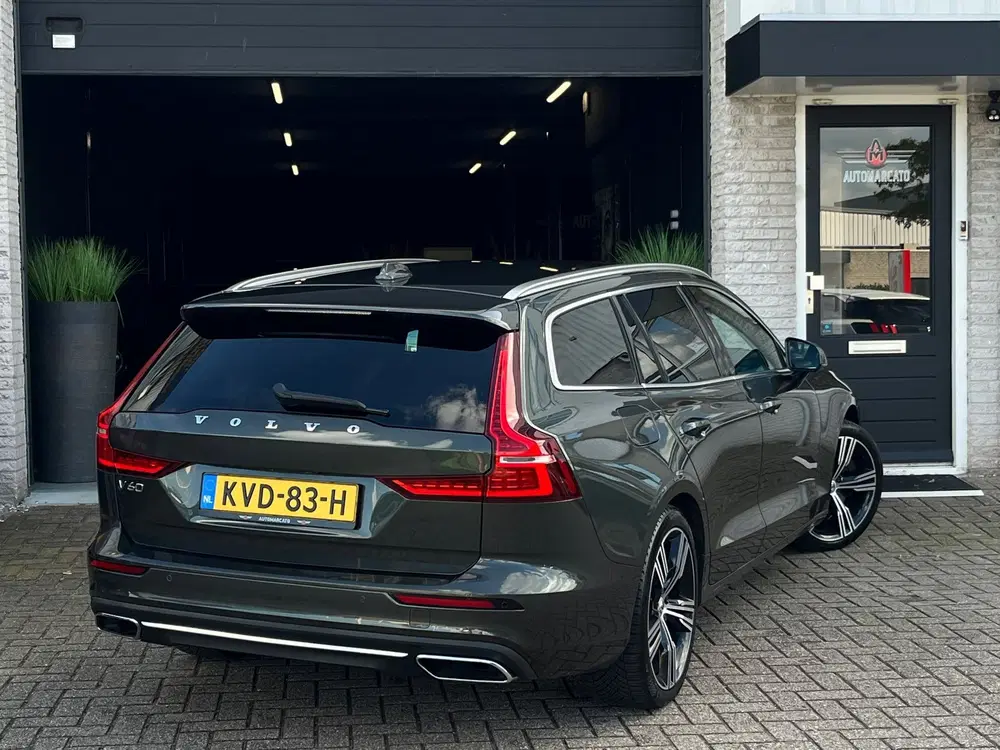 Volvo V60 2.0 T6 AWD Inscription uit 2019, foto 4