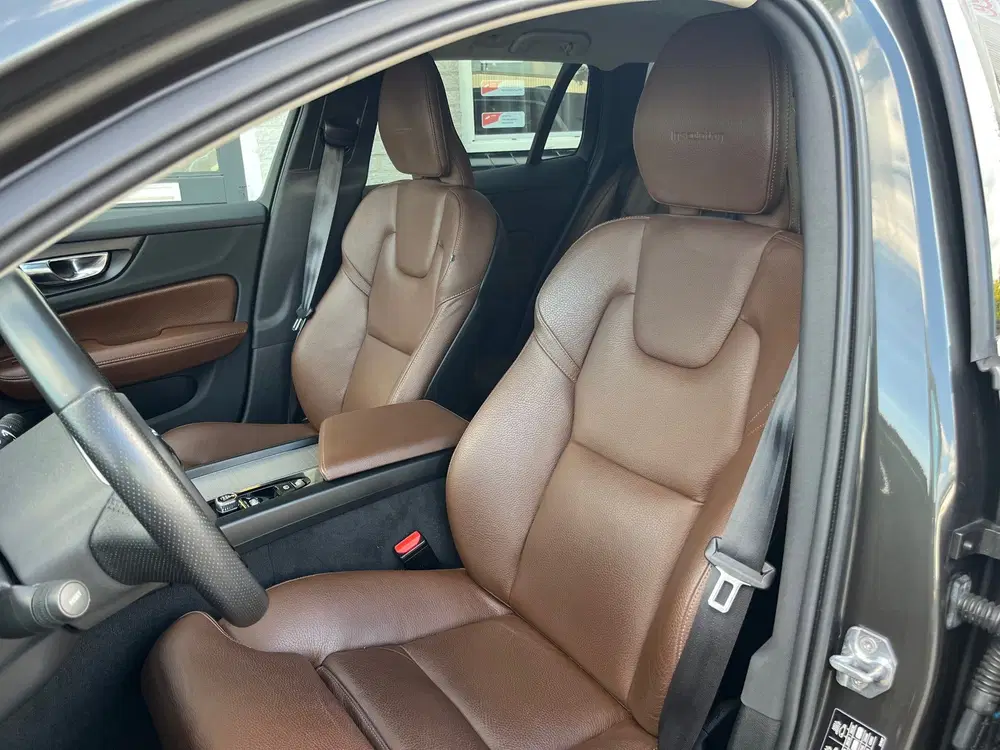 Volvo V60 2.0 T6 AWD Inscription uit 2019, foto 6