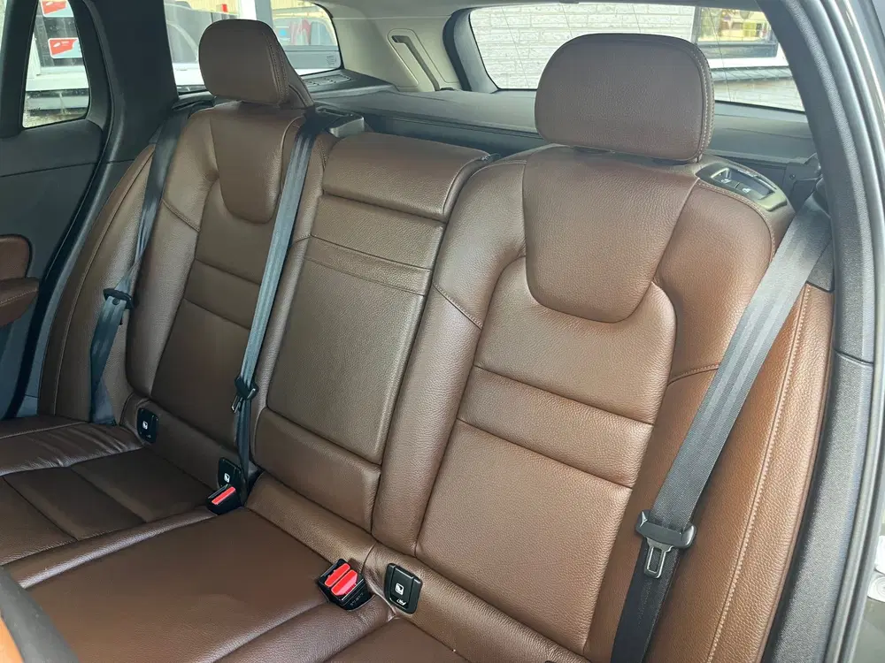 Volvo V60 2.0 T6 AWD Inscription uit 2019, foto 8