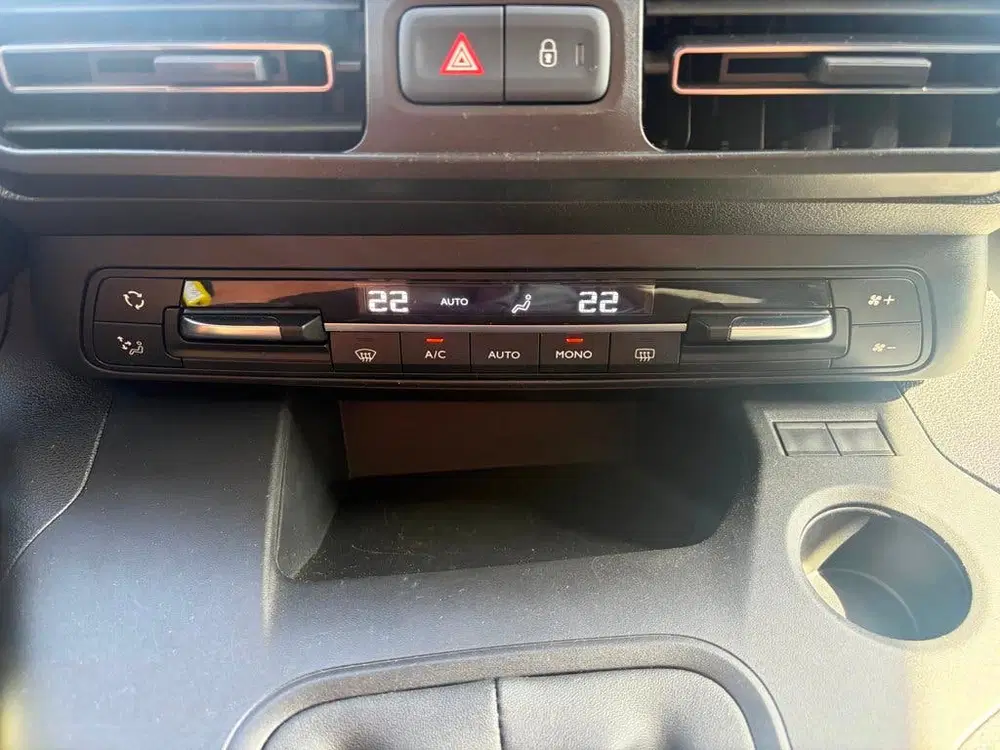 Opel Combo 1.2 Turbo L1H1 Edition uit 2020, foto 12
