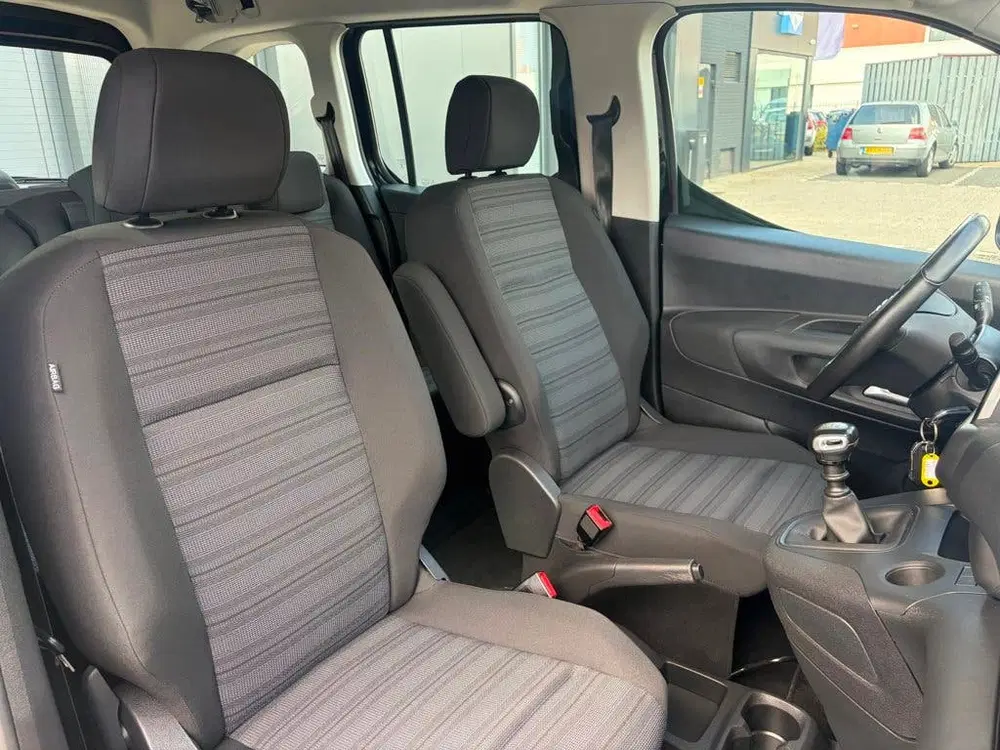 Opel Combo 1.2 Turbo L1H1 Edition uit 2020, foto 5