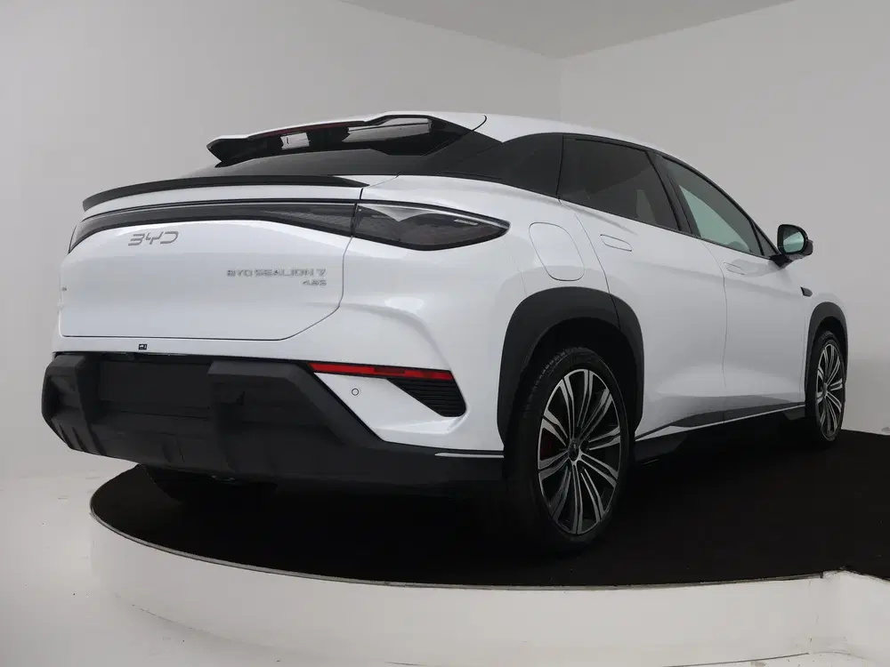 BYD Sealion 7 Design AWD 82.5 kWh uit 2026, foto 3