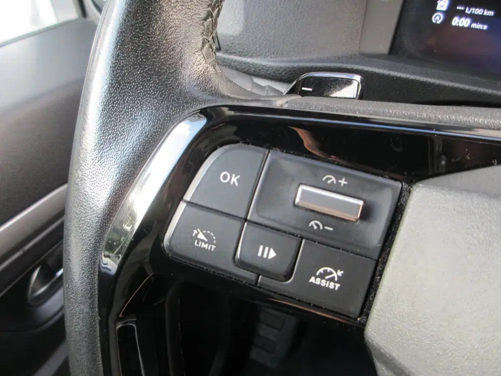 Opel Vivaro 2.0 uit 2024, foto 13
