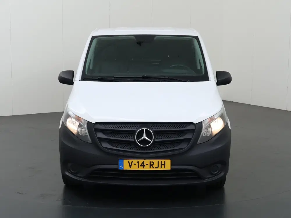 Mercedes-Benz Vito 114 CDI uit 2024, foto 3