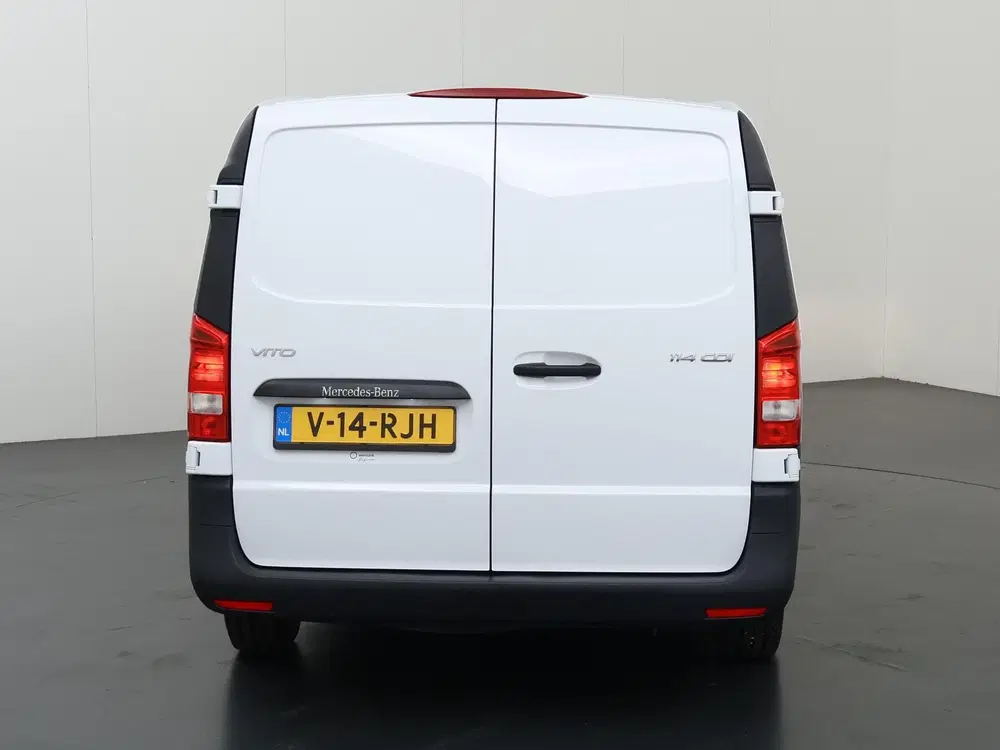 Mercedes-Benz Vito 114 CDI uit 2024, foto 4
