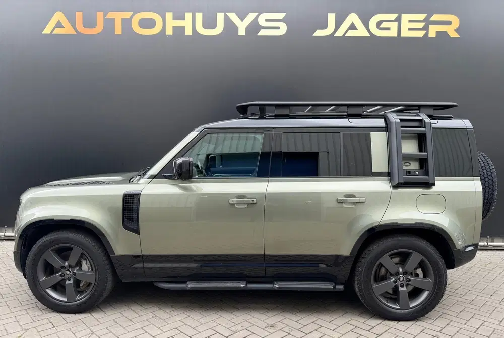 Land Rover Defender 2.0 P400e 110 X-Dynamic HSE uit 2022, foto 2
