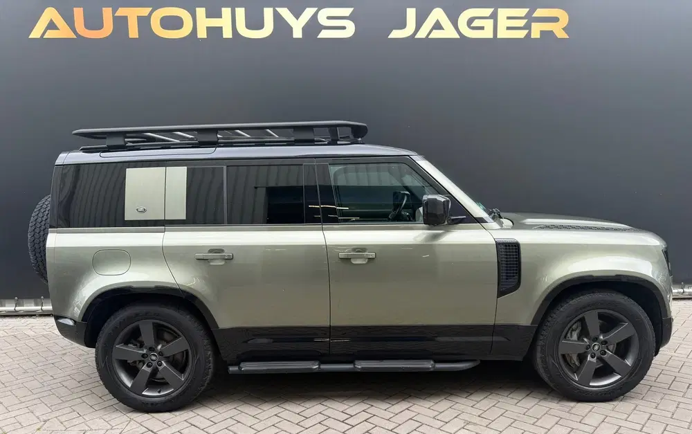 Land Rover Defender 2.0 P400e 110 X-Dynamic HSE uit 2022, foto 7