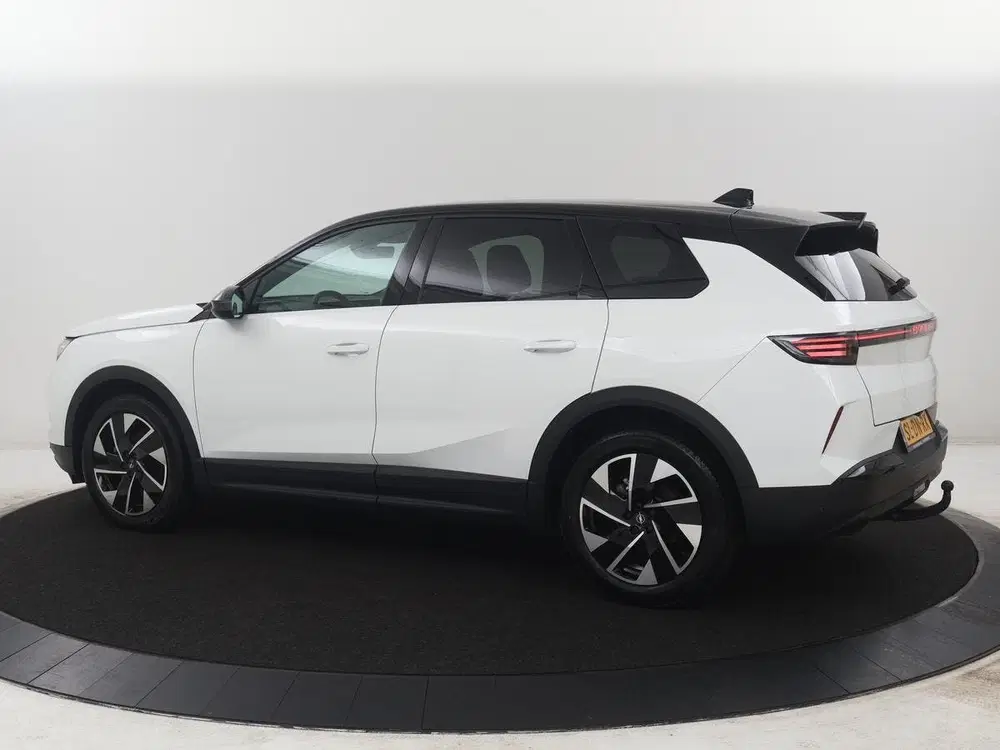 Opel Grandland 1.2 Turbo Hybrid GS uit 2025, foto 2