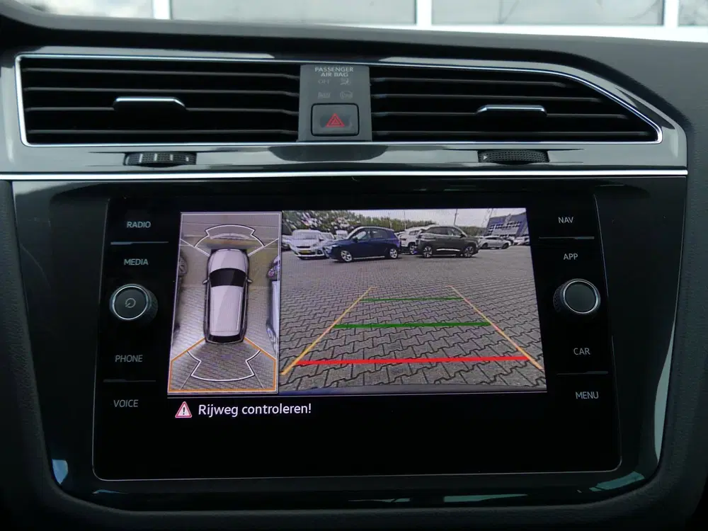 Volkswagen Tiguan 1.4 TSI eHybrid R-Line Business+ uit 2021, foto 15