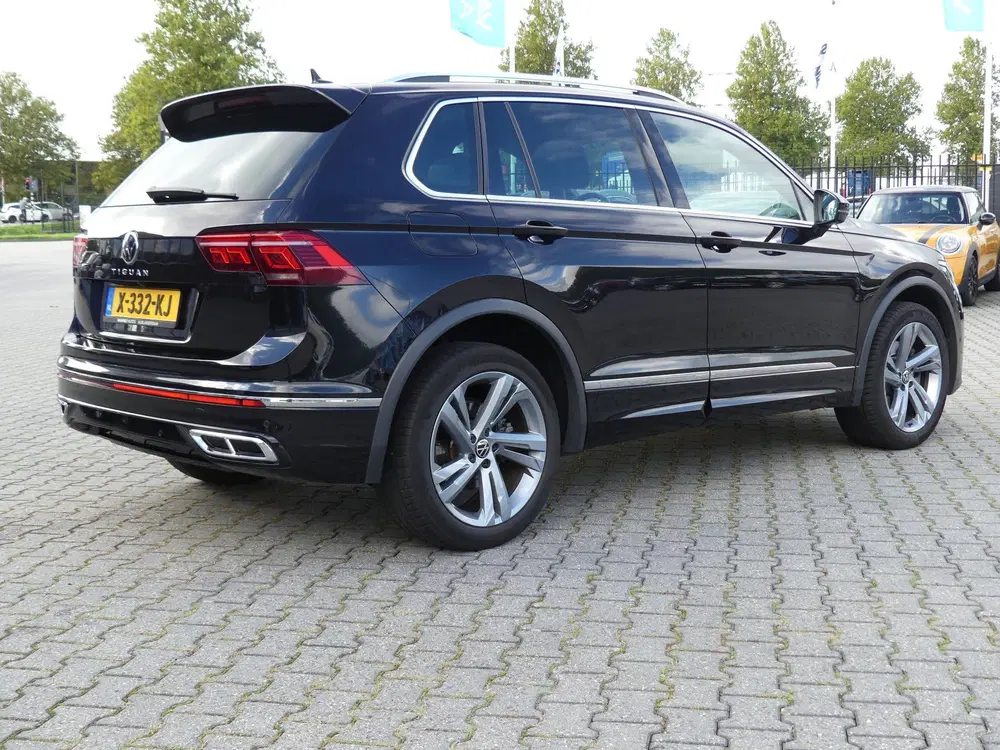 Volkswagen Tiguan 1.4 TSI eHybrid R-Line Business+ uit 2021, foto 4