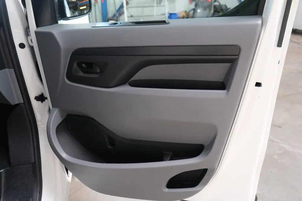 Opel Vivaro 1.5 CDTI L2H1 Edition uit 2021, foto 5