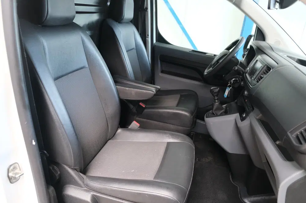 Opel Vivaro 1.5 CDTI L2H1 Edition uit 2021, foto 6