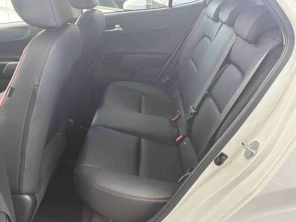 Kia Picanto 1.0 DPi GT-Line uit 2024, foto 10