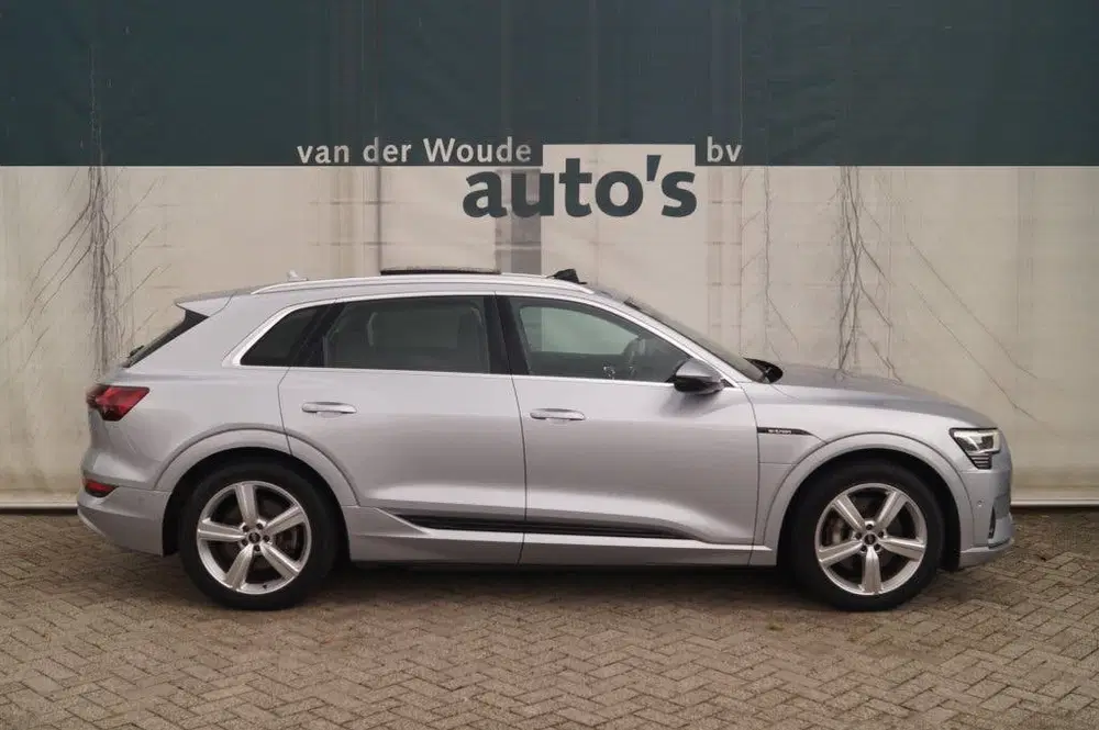 Audi e-tron 55 Quattro Advanced Edition Plus 95kWh -PA uit 2021, foto 2