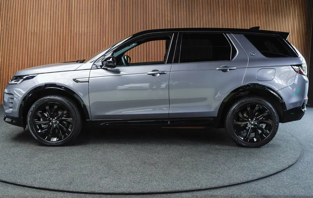 Land Rover Discovery Sport 1.5 P270e PHEV Panodak Leder Navi uit 2025, foto 2