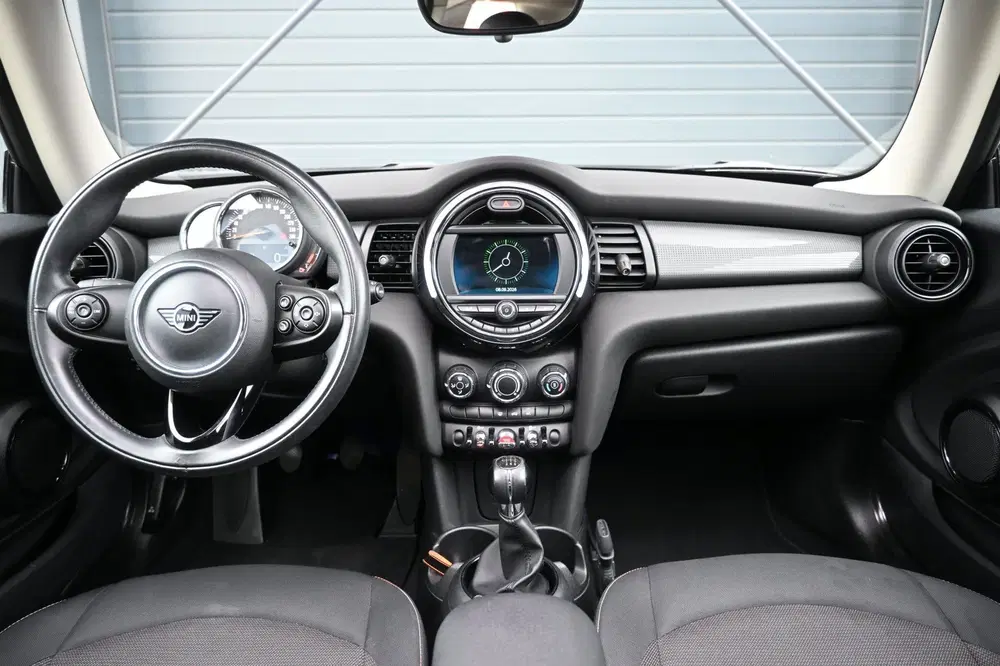 Mini Cooper 1.5 Cooper uit 2019, foto 3