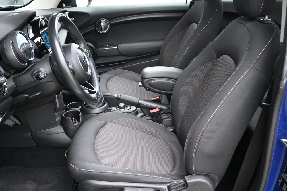 Mini Cooper 1.5 Cooper uit 2019, foto 4