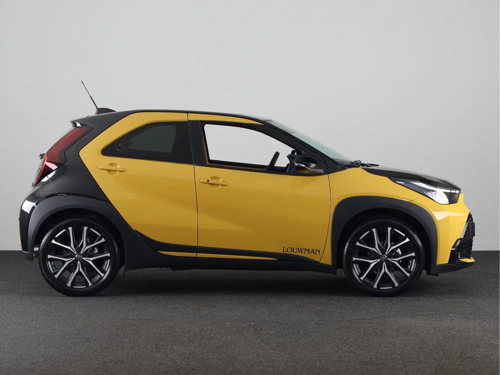 Toyota Aygo X Hybrid 115 GR Sport *DEMO* uit 2025, foto 3