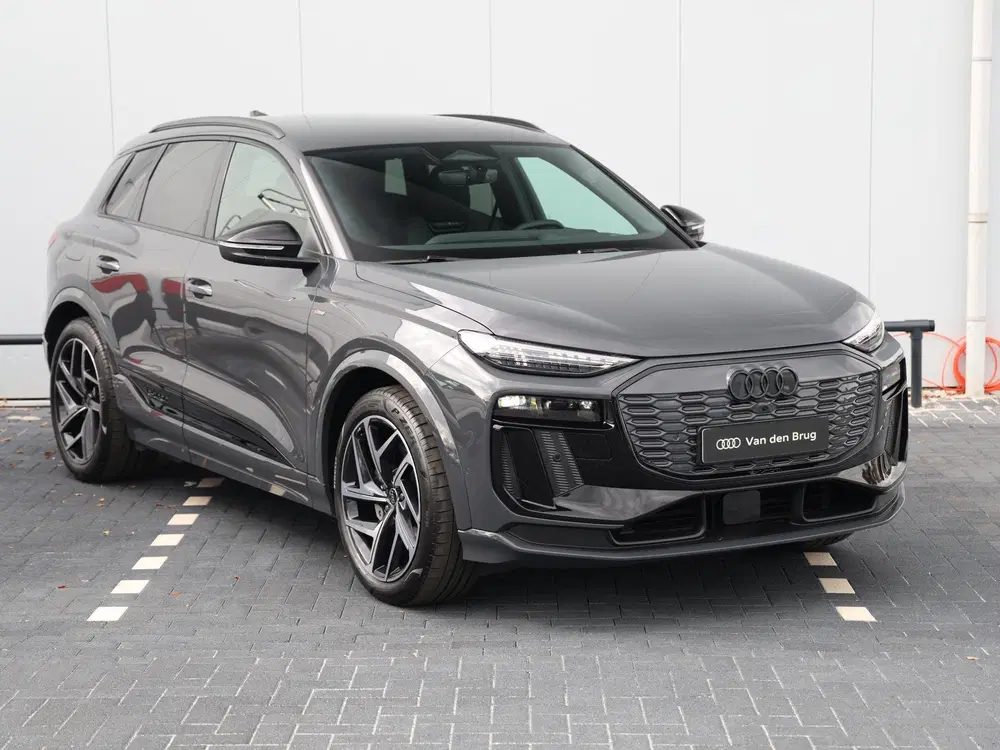Audi Q6 e-tron S edition 83 kWh uit 2025, foto 3
