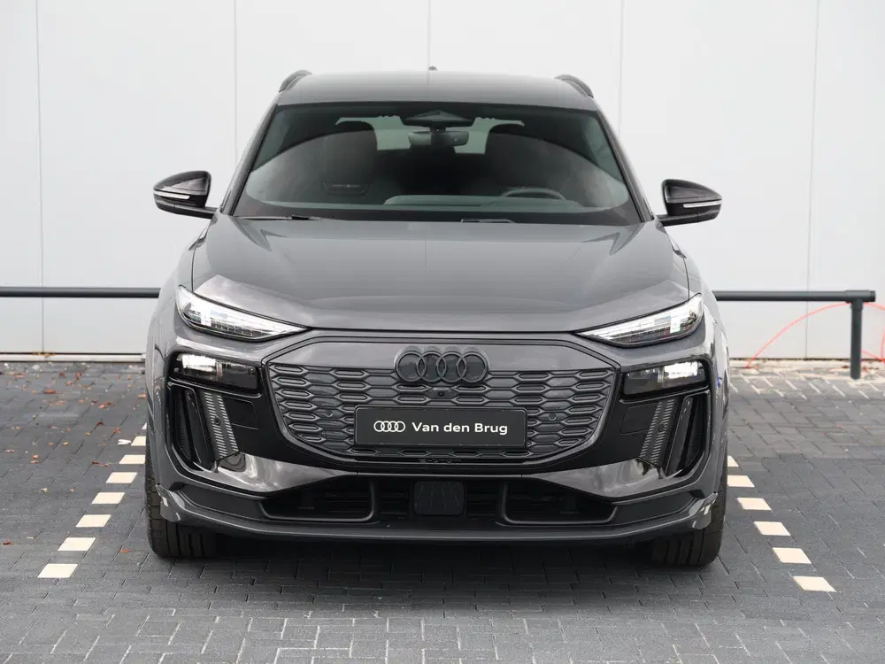 Audi Q6 e-tron S edition 83 kWh uit 2025, foto 4