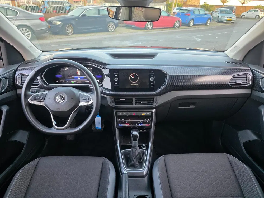 Volkswagen T-Cross 1.0 TSI Style uit 2022, foto 14