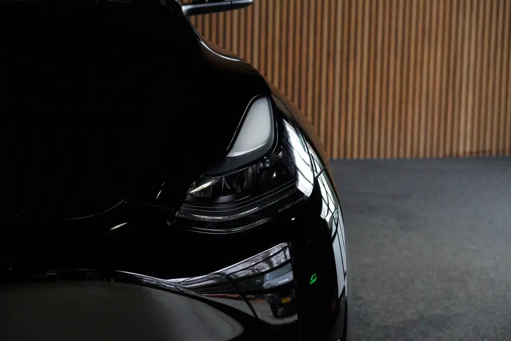Tesla Model Y SOH: 96 uit 2023, foto 10