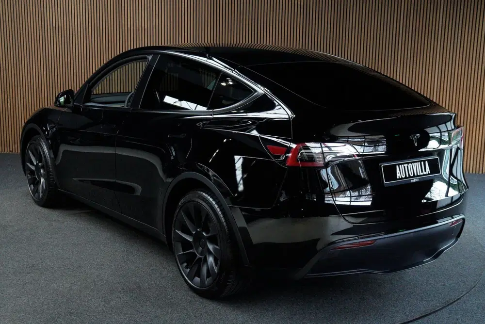 Tesla Model Y SOH: 96 uit 2023, foto 3