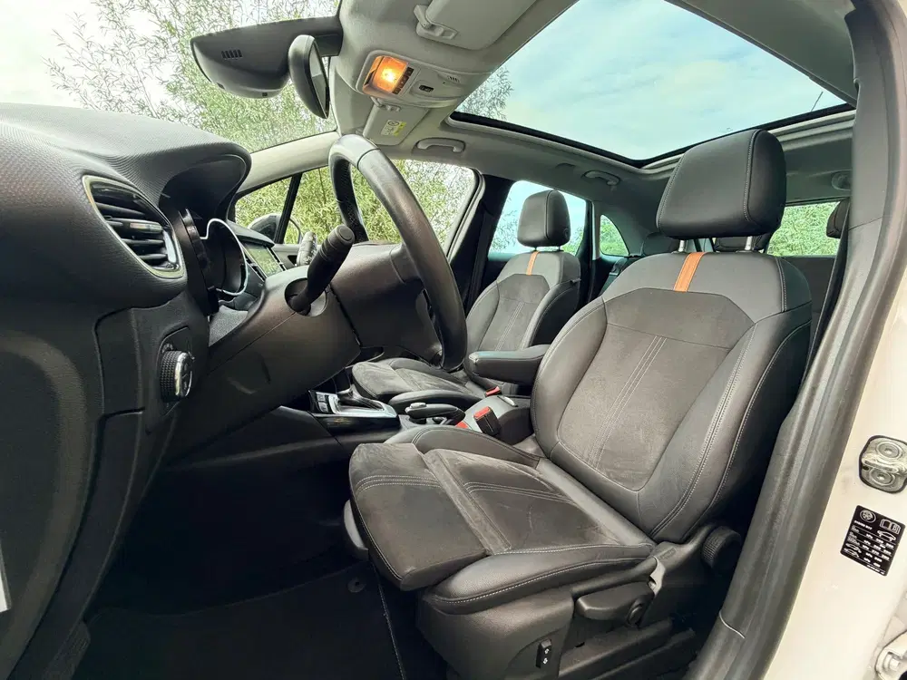 Opel Crossland 1.2 Turbo Ultimate Automaat Clima Navi Pan uit 2021, foto 4