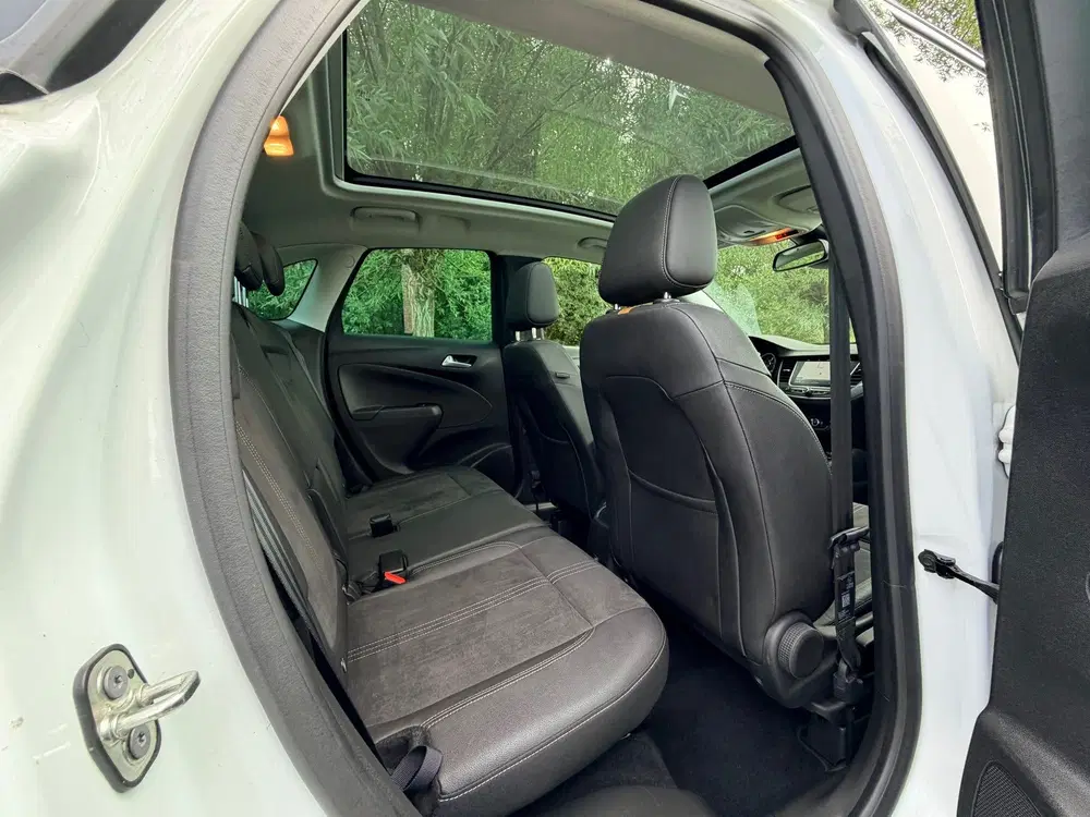 Opel Crossland 1.2 Turbo Ultimate Automaat Clima Navi Pan uit 2021, foto 8