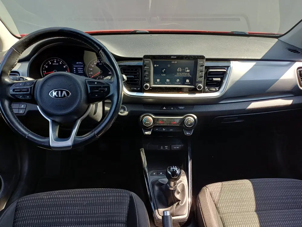 Kia Stonic 1.2 MPi Design Edition uit 2020, foto 10
