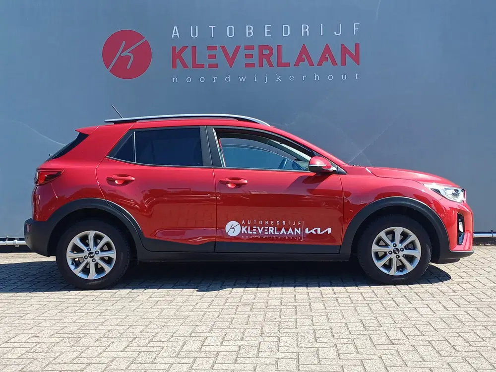 Kia Stonic 1.2 MPi Design Edition uit 2020, foto 2