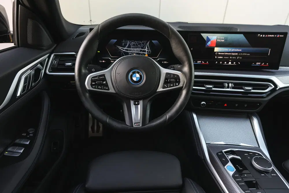 BMW i4 eDrive35 High Executive M Sport uit 2024, foto 3
