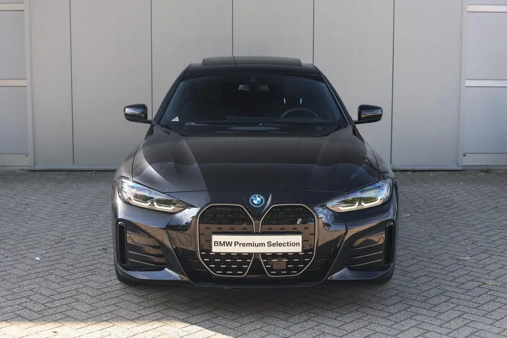 BMW i4 eDrive35 High Executive M Sport uit 2024, foto 6