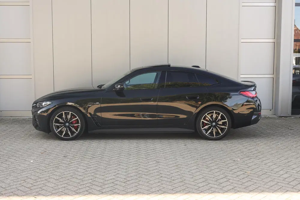 BMW i4 eDrive35 High Executive M Sport uit 2024, foto 8