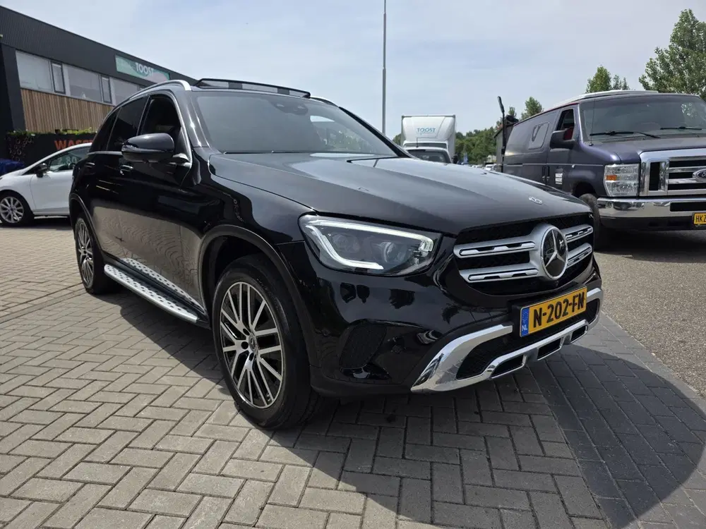 Mercedes-Benz GLC 300e 4MATIC Premium Plus uit 2020, foto 6